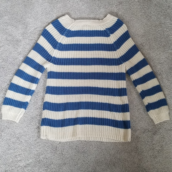 Sweater - Picture 3 of 3